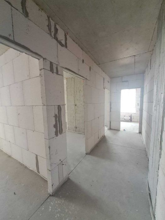 В продажу 2-х к.квартира на Сахарова в новому будинку.