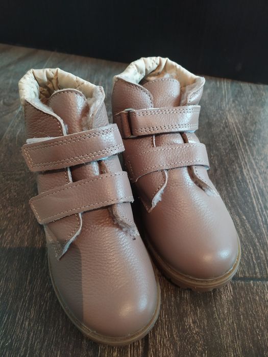 Продам дитяче взуття