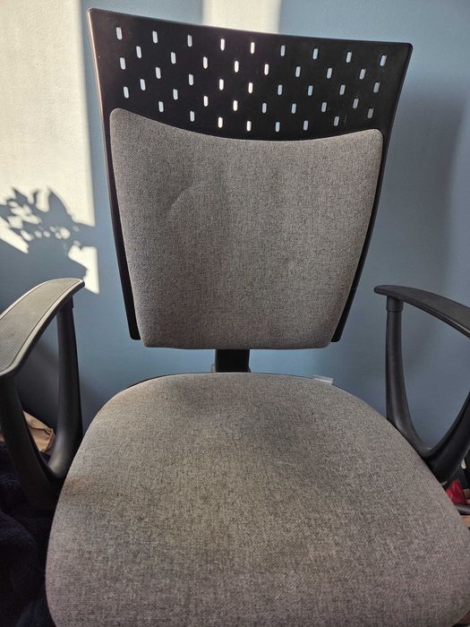 Krzesło biurowe Nowy Styl szare używane Warszawa