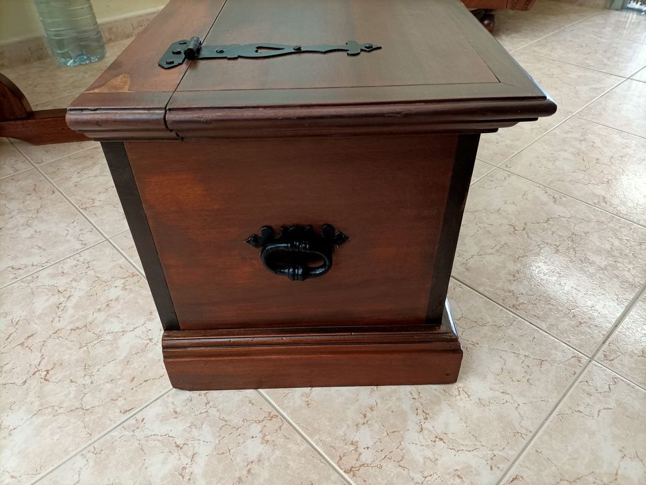 Baú antigo restaurado