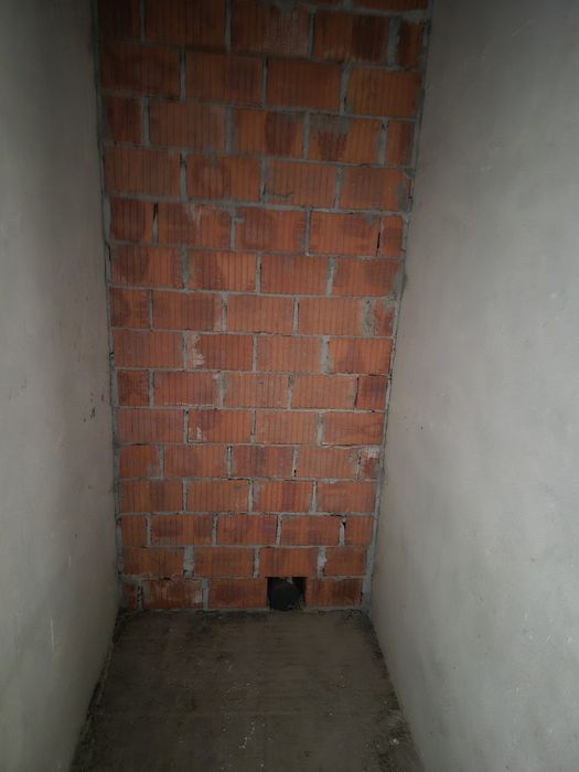 Продаж двох кімнатной квартири Росвигово.