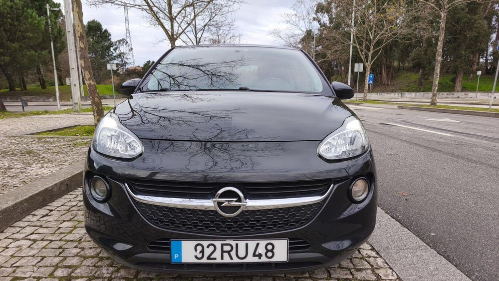 Opel Adam 1.0 T Black Jack