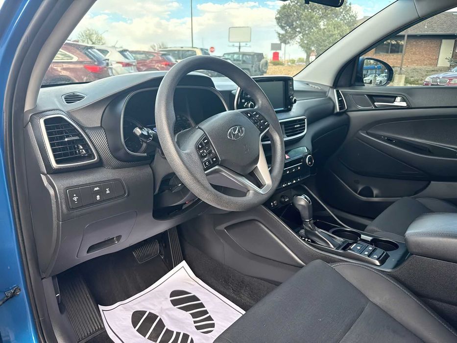 Hyundai Tucson SE      2019