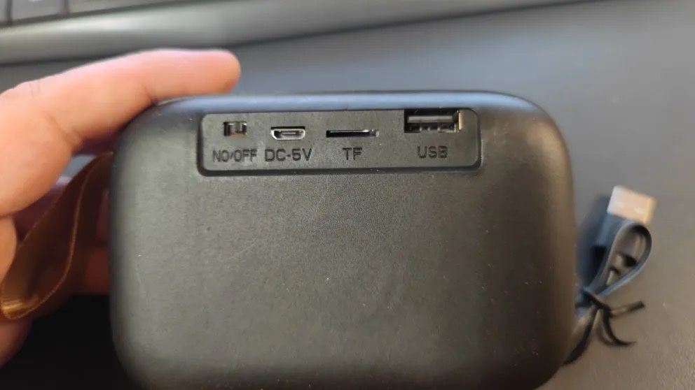 Coluna de Som Bluetooth portátil Nova