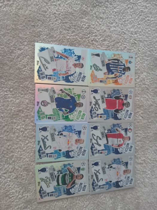 Cartas da colecção match attax asinadas