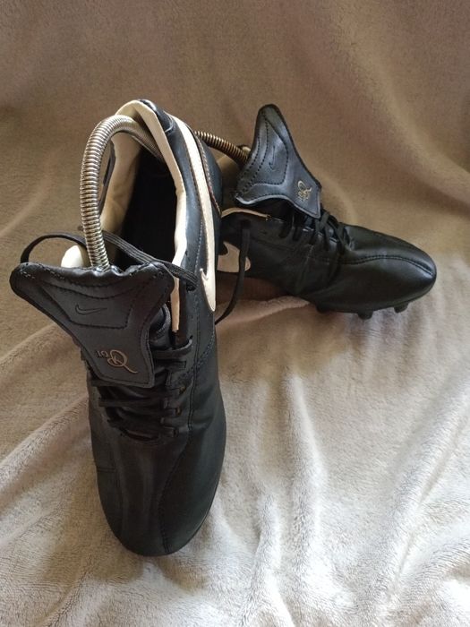 Винтажные бутсы Nike Tiempo Legend V Ronaldinho  оригинал 43р.