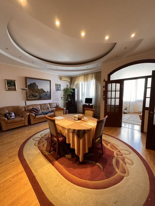 Вид на море, 117 м за 100 тыс дол Французский бульвар