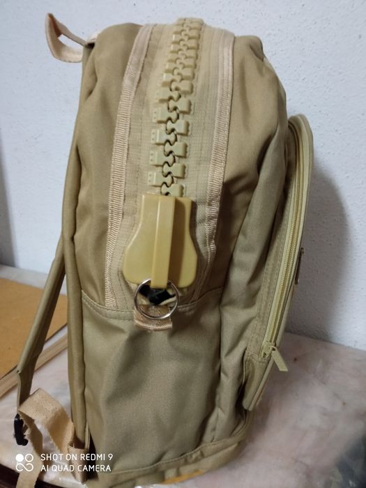 Backpack.      New64297687081858122