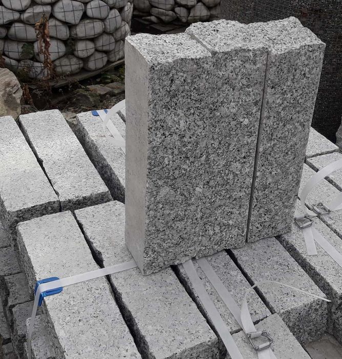 Palisada Granitowa Cięto-Łupana Obrzeże 40cm
