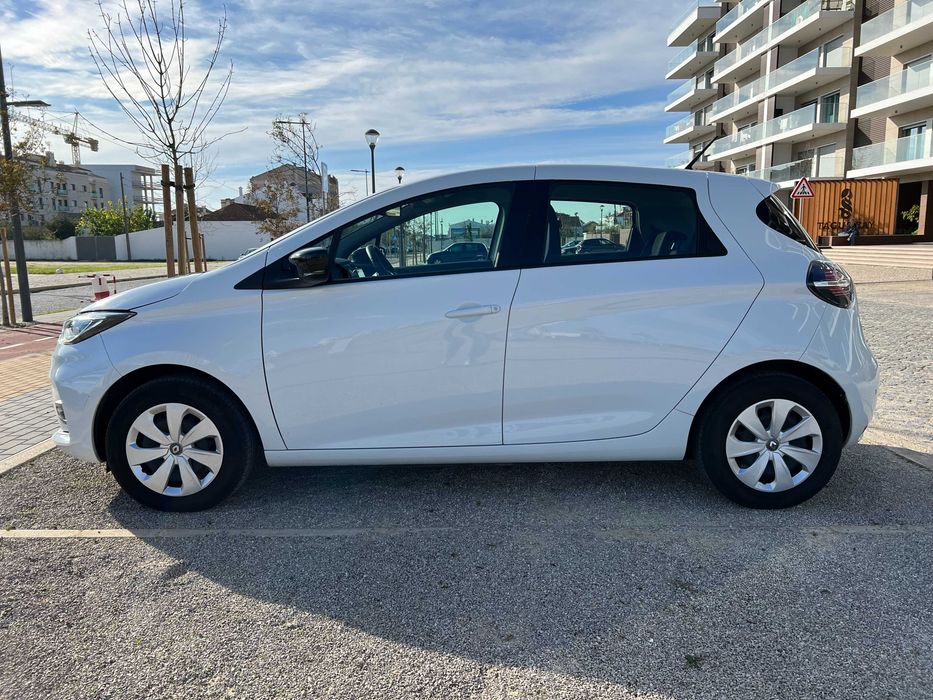 Renault ZOE R110 52Kwh de 2021 em excelente estado!