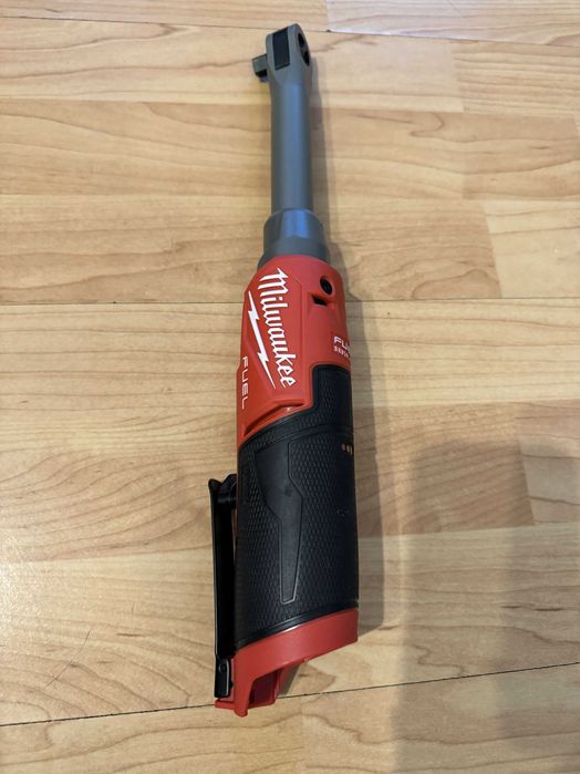 Milwaukee M12 – wkrętarka + akumulator 6.0Ah