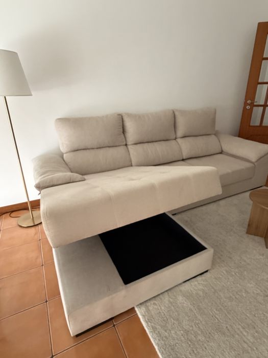 Sofá Chaise-Long Bege Lado Esquerdo