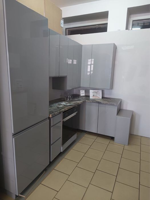Kuchnia kompletna lakier 7040 polysk
