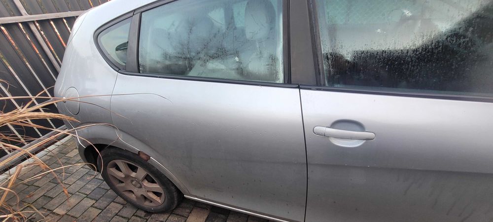 Sprzedam SEAT LEON II 2008 r. uszkodzony