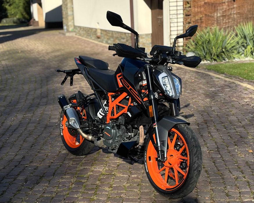 KTM DUKE, Motocykl 125cm3! (RC YZF CBR MT), JAK NOWY!