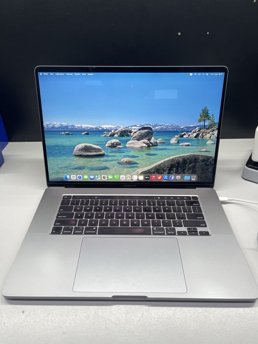 macbook pro 16