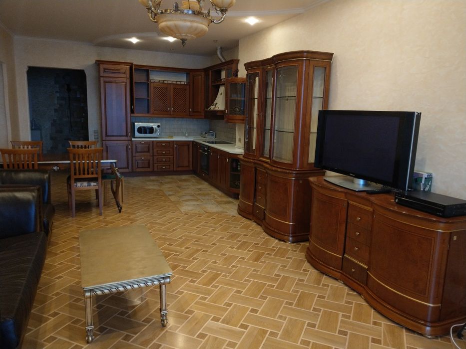 Продажа элит. 3 к.кв. кквартиры центр парк Шевченко Лидерсовский  море