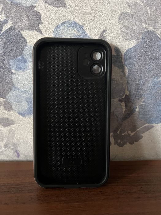 Чехол на iphone 11