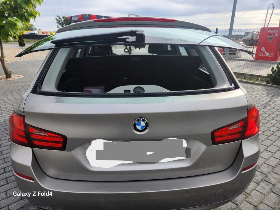 BMW F11 tylna klapa 525D