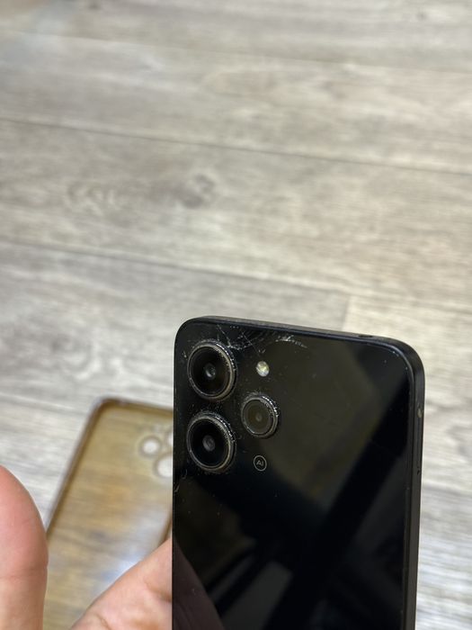 Xiaomi Redmi 12 під ремонт