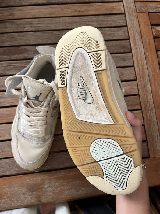 Jordans Retro Creme