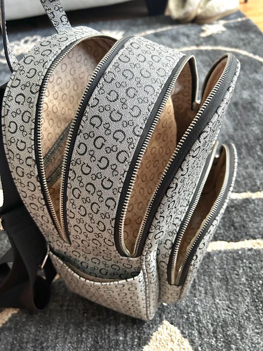 Guess plecak z logo
