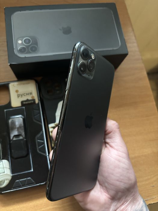 Айфон 11 про макс 64gb Все працює ідеально
