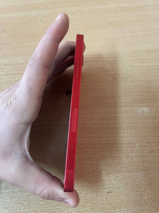 Продам iPhone 12