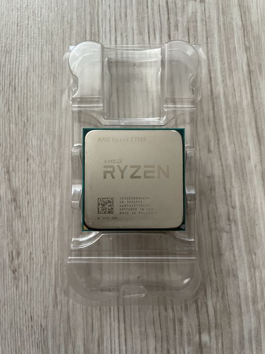 Процесор Ryzen 3 1200