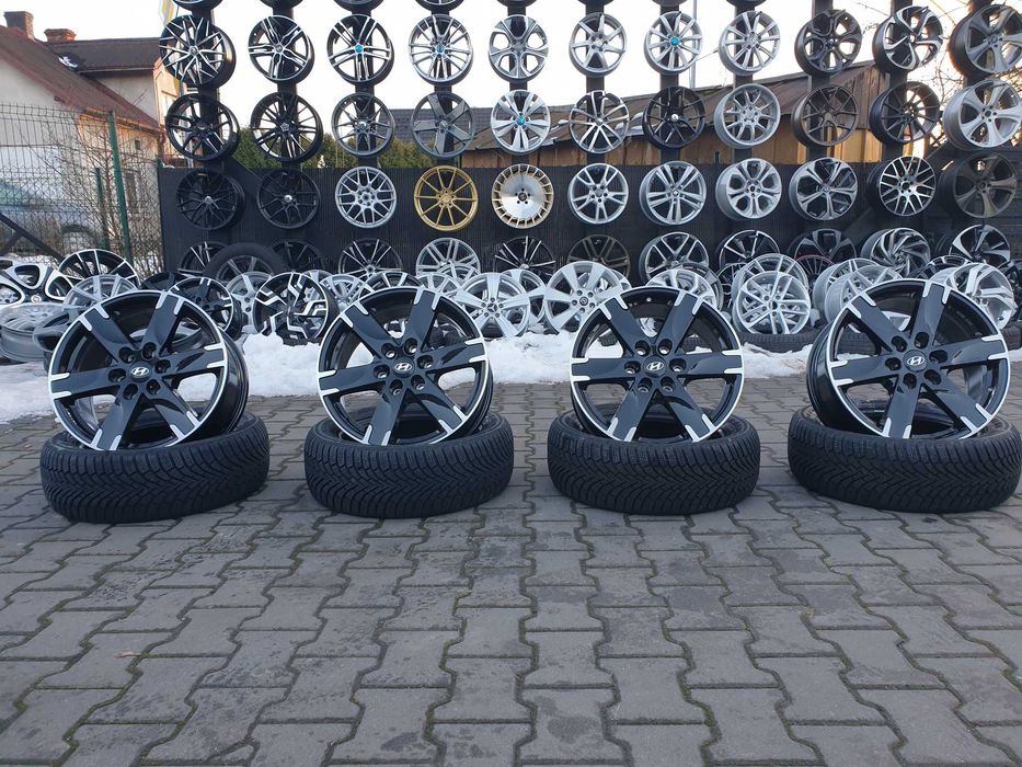 Felgi aluminiowe Hyundai Staria 18" 6x139,7 8j et38