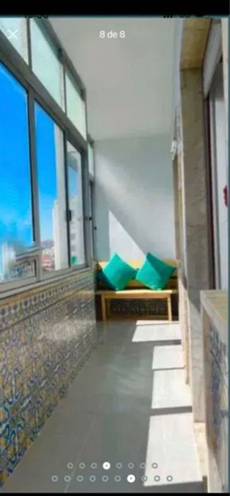 Quarto amplo e luminoso com varanda zona central Benfica