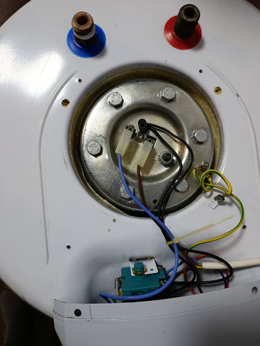 Продам бойлер Bosh 50л.