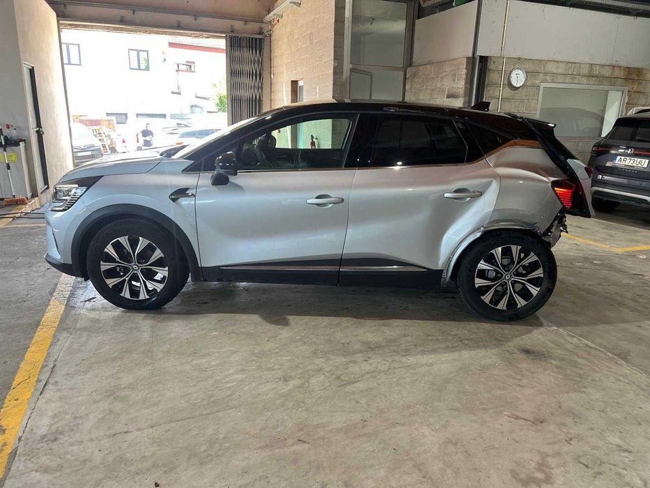 Renault Captur 1.0 TCe Techno Bi-Fuel