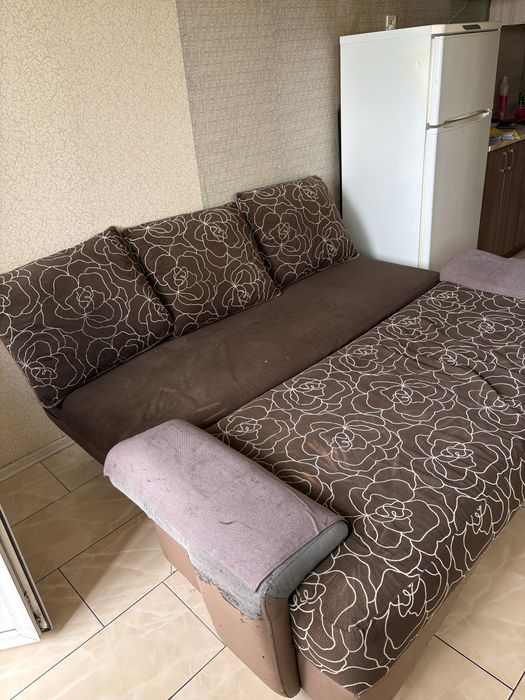 Продам диван б/у