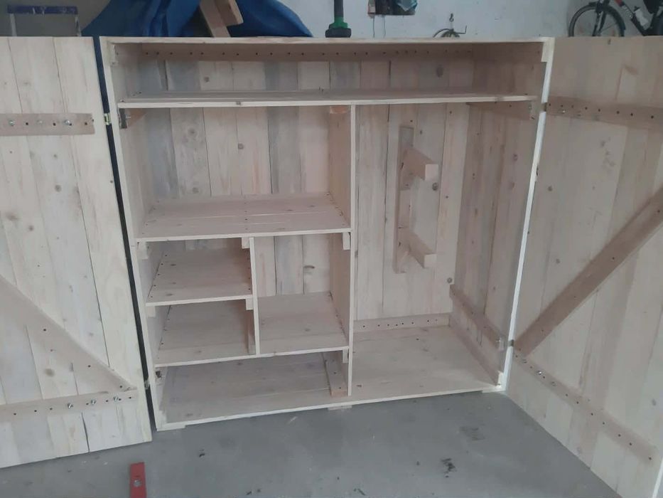 Paka jeździecka ,szafa