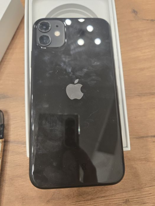 Продам  IPhone 11