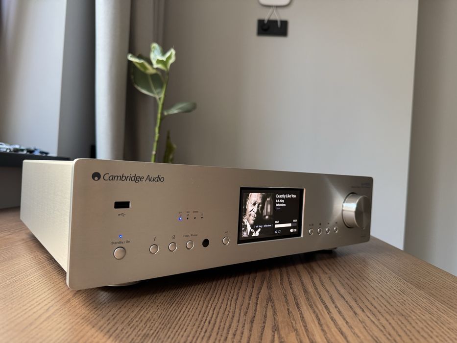 Продаю стрімер Cambridge Audio Azur 851N