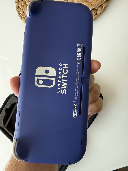 Switch lite como nova c/ bolsa