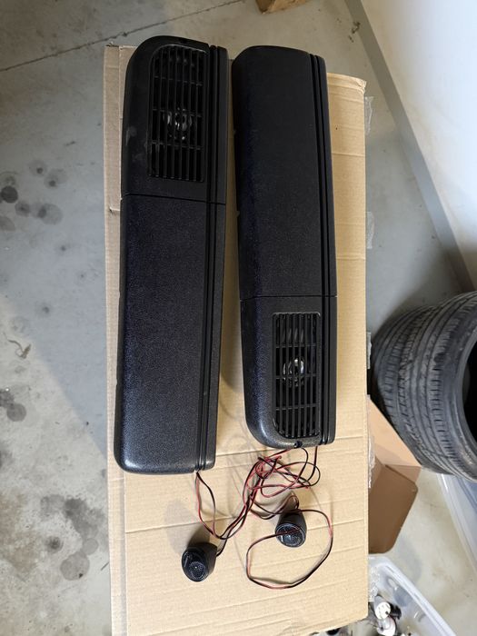 Waskie kieszenie golf mk1 cabrio+ glosniki hertz DCX460.3