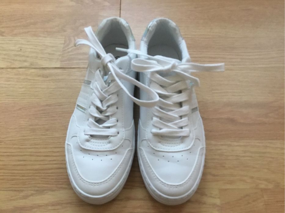 Кросівки Graceland -36 розм.-білий.