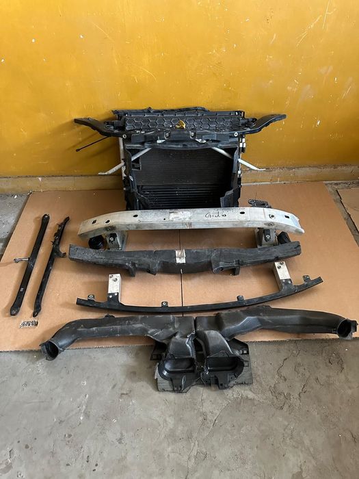 Alfa romeo Giulia pas przedni belka chlodnica 2019
