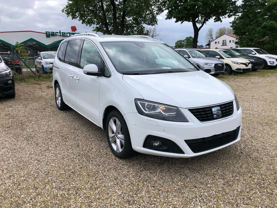 WYNAJEM Skoda Rapid Śląsk Astra Sharan Touran Passat 7 osobowe WYNAJEM