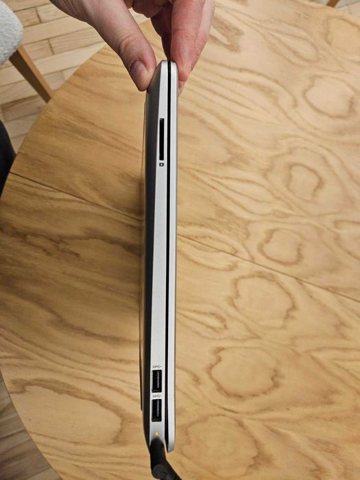 HP 15-dw3123nw - i3-1115G4 - 8GB - SSD NVMe 256GB