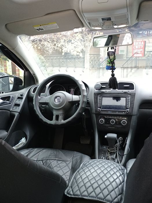 Продам Volkswagen Golf 6