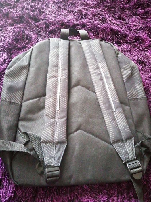 Mochila escolar Nova