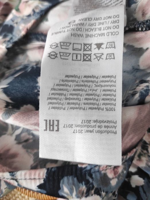 Sukieneczka z kwiatowym printem odo Jacqueline de Yong