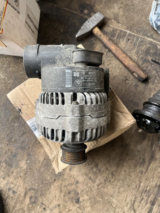 Sprzedam Alternator bmw  r6 e36