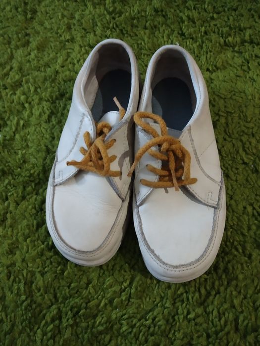 Шкіряні туфлі на хлопчика