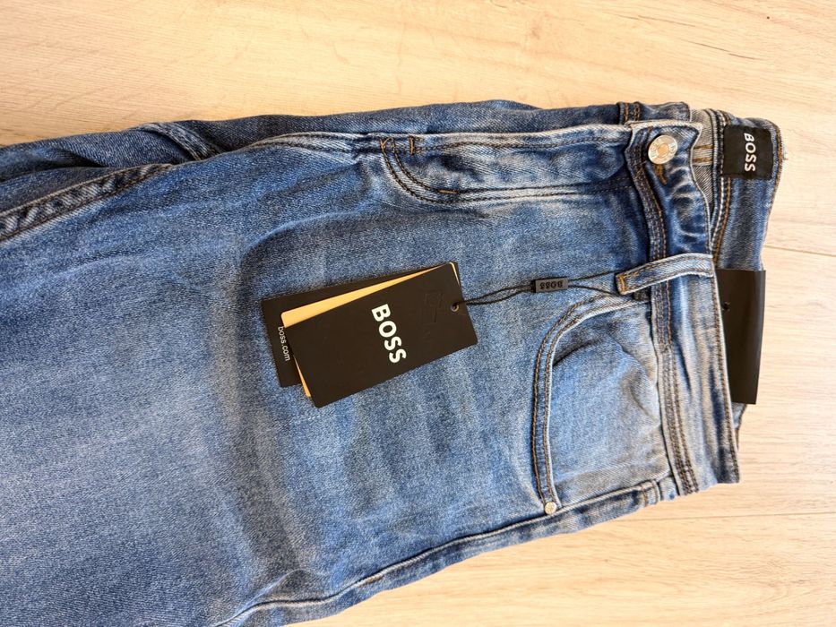 Джинси BOSS Tapered Fit (Оригінал) — Нові / Ідеальний стан