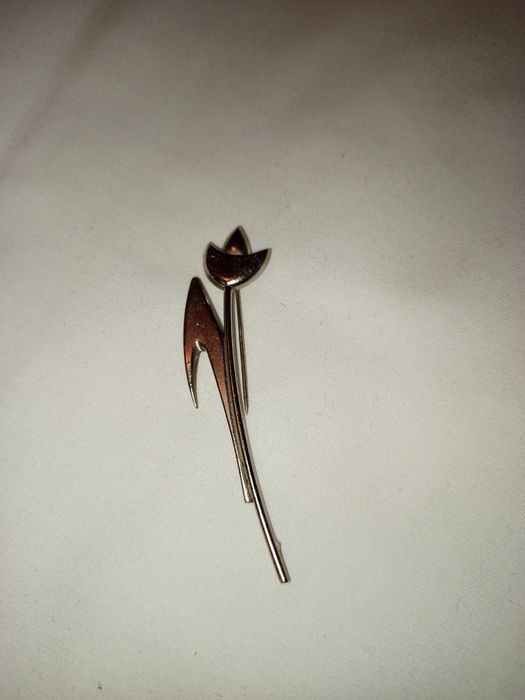 Broszka tulipan - stara biżuteria